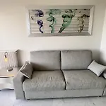 Beau Studio A 2 Pas Des Plages Du Midi 246L Berv